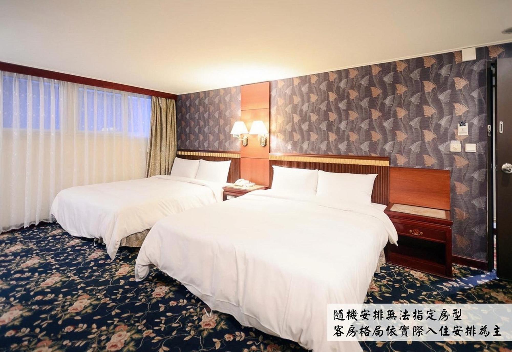 Kiwi Hotel Mrt Wenxin Branch Taichung Extérieur photo